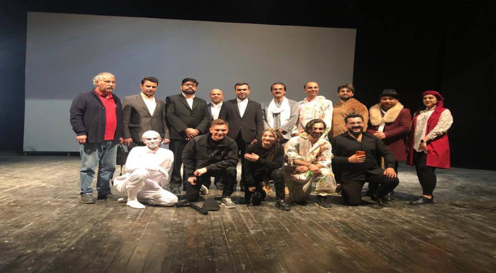 حضور سرکنسول ایران در اجرای نمایش پانتومیم گروه آناهیتا در جشنواره سلیمانیه