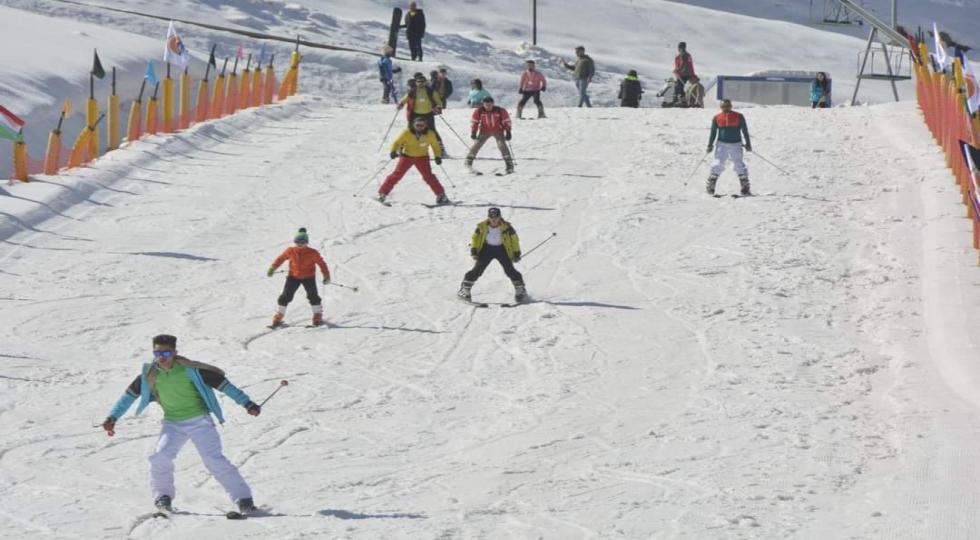 برگزاری چهارمین دورە جشنواره اسکی روی برف در اربیل + تصاویر