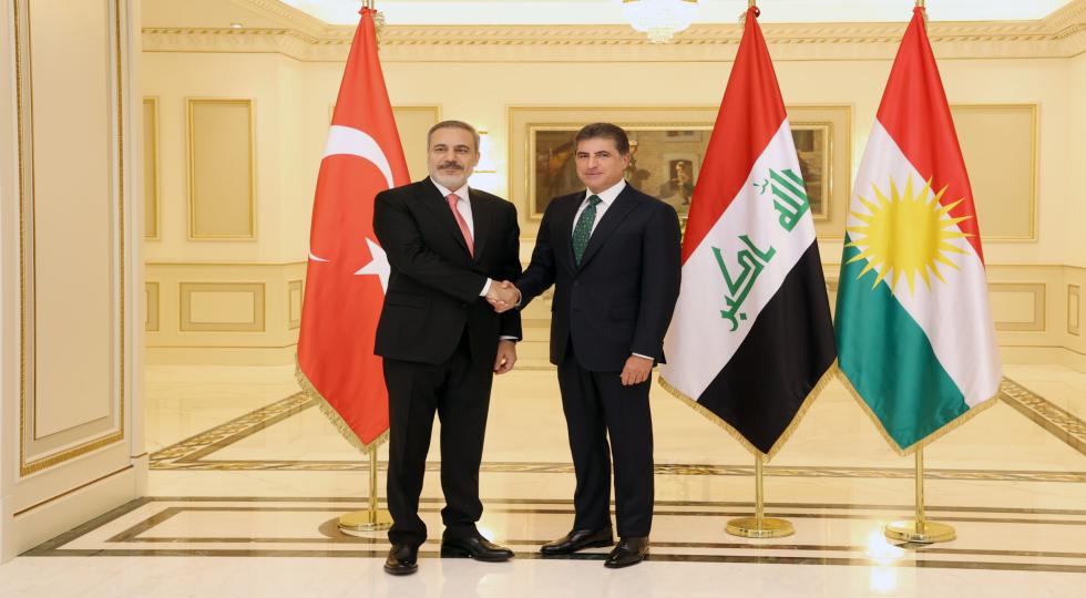 جزئیات دیدار وزیر خارجه ترکیه و رئیس اقلیم کردستان 