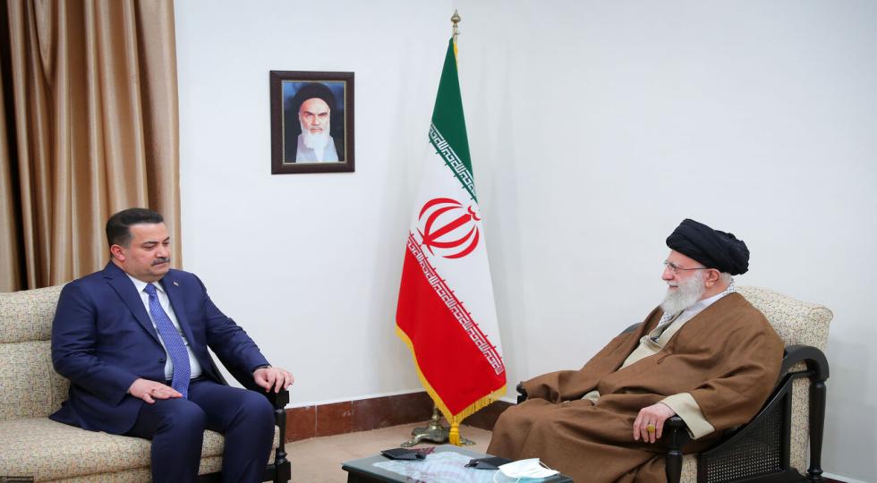آیت الله خامنه‌ای: اگر کمک‌های تسلیحاتی و سیاسی آمریکا نباشد، کار برای رژیم صهیونیستی قابل ادامه دادن نخواهد بود