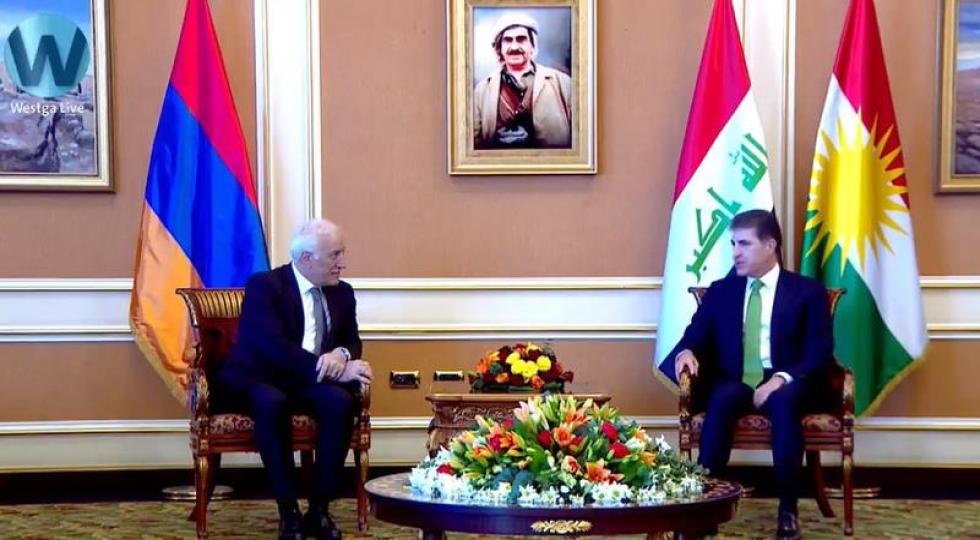 استقبال رئیس اقلیم کردستان از  رئیس جمهور ارمنستان در فرودگاە اربیل