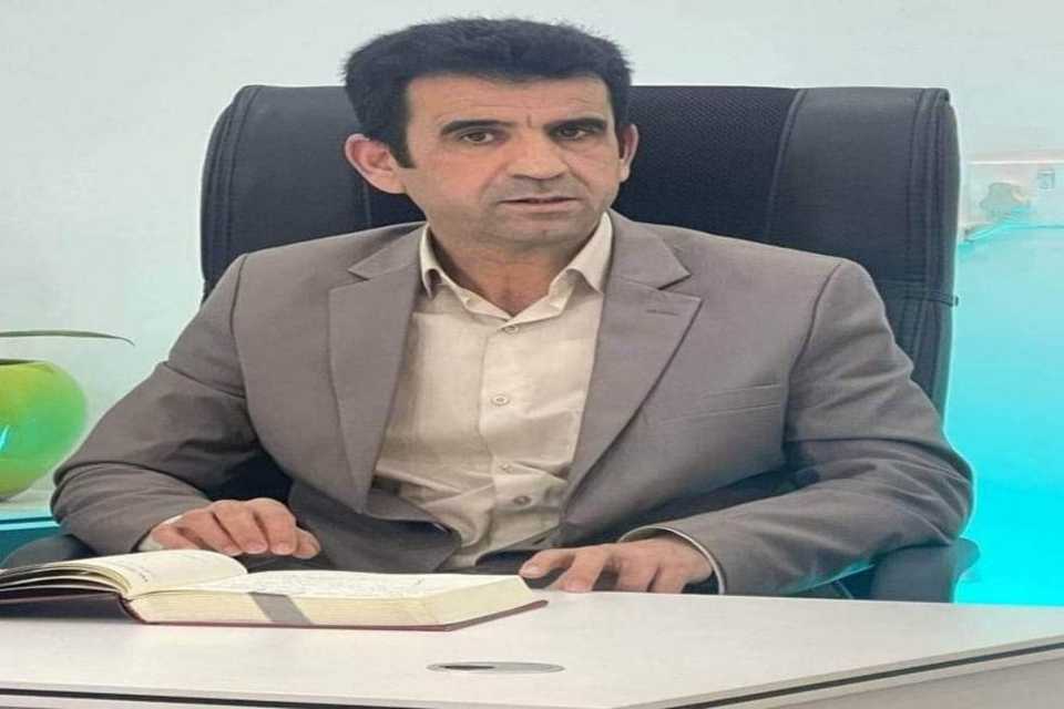 نوسەروتوێژەرێکی کۆمەڵایەتی بۆزایەڵە: پێم ئەڵێن باشە مامۆستا  ئەگەر ژن بویتایە