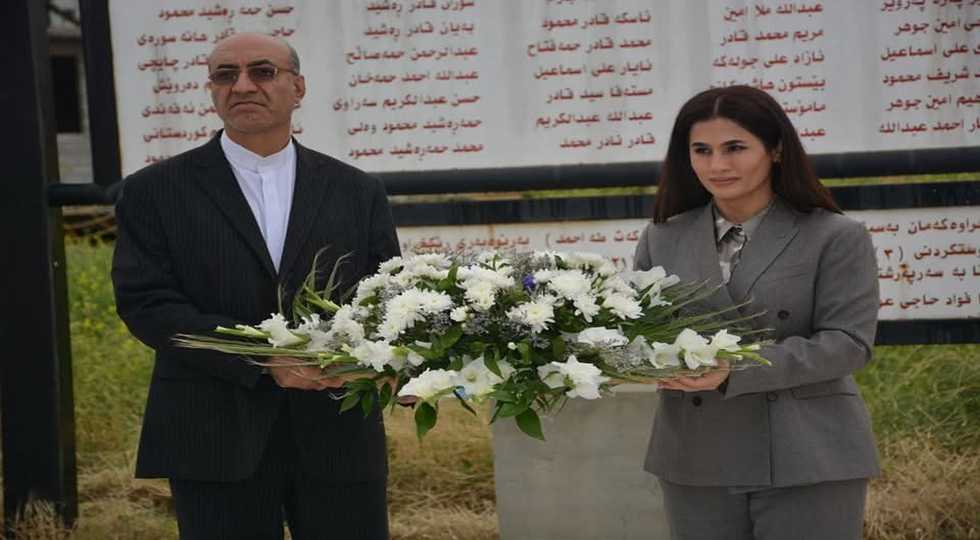 یادی ٥١ ساڵەی بۆردومانی هەڵەبجە بە ناپاڵم کرایەوە
