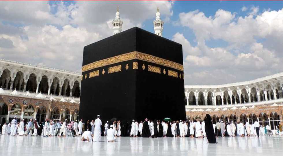 سعودیە دەستپێکردنی وەرزی نوێی عومرە و پێدانی ڤیزای راگەیاند