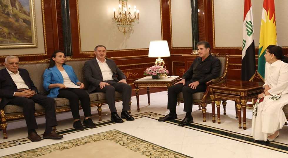 نچیروان بارزانی و هیئت حزب برابری و دموکراسی خلق‌ها درباره روند صلح گفتگو کردند
