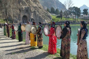 ئاهەنگی گەورەی کرماشان پایتەختی ڕۆشنبیری شارەکانی ئاسیا بەڕێوەدەچێت