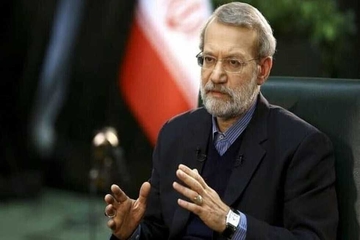هشدار مشاور آیت اللە خامنە ای به امریکا: ایران را به سمت سلاح هسته‌ای نفرستید