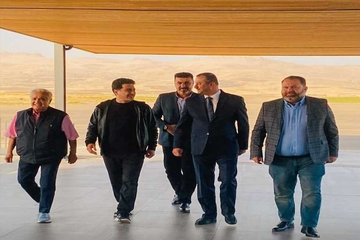با استقبال استاندار؛ ورود همایون شجریان بە سلیمانیە