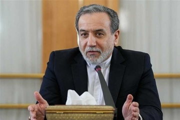 واکنش وزیر خارجە ایران به ادعای آتش بس از سوی ترامپ