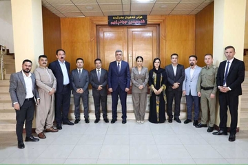 پارێزگاری هەڵەبجە لایەنە سیاسیەكان لە پارێزگاكە بەسەر دەكاتەوە