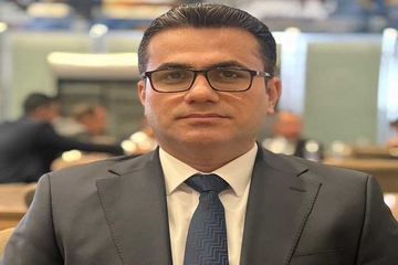 متهم کردن احزاب حاکم اقلیم کردستان بە غارت درآمدهای نفتی و غیرنفتی